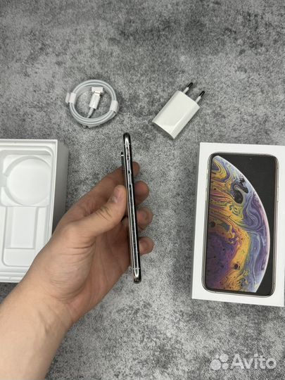 iPhone X, 64 ГБ