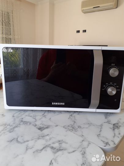 Микроволновая печь Samsung новая
