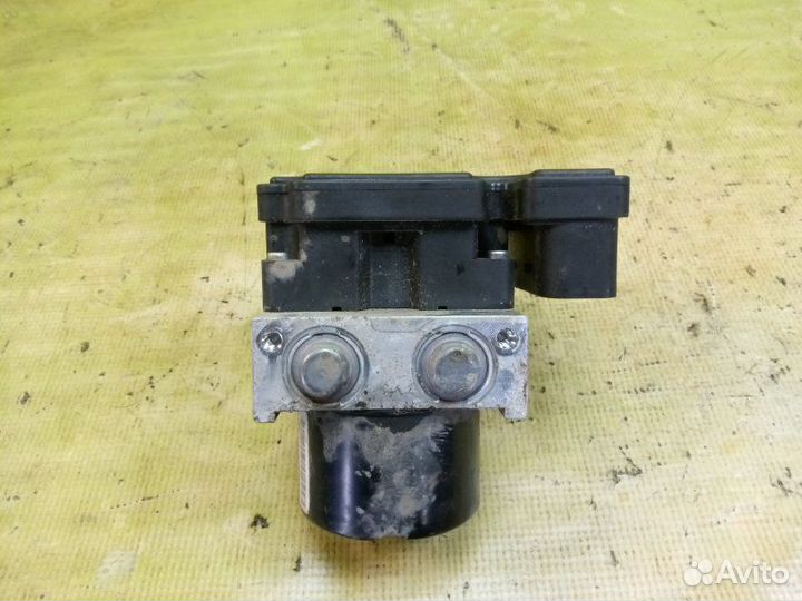 Блок abs Ford Focus CB8 pnda 2012