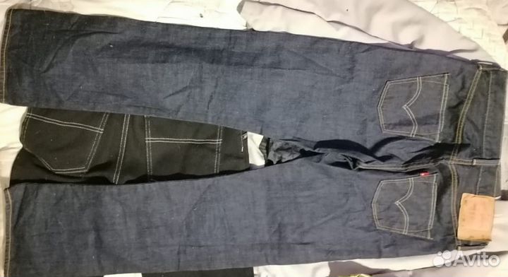 Джинсы levis 501