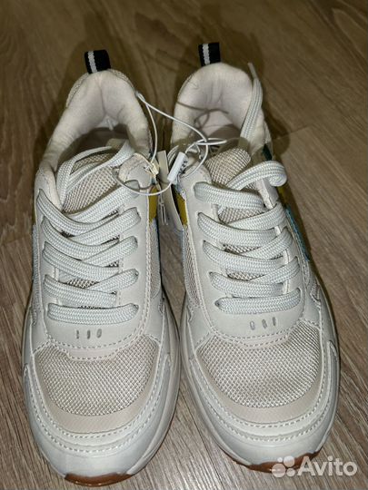 Кроссовки детские 34 размер zara