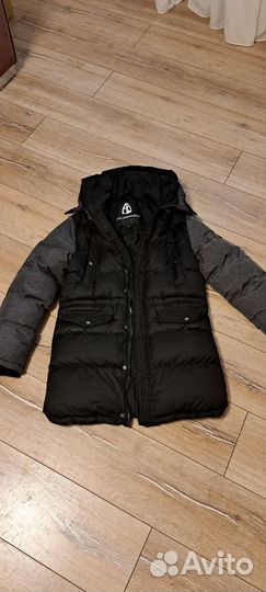 Зимняя куртка-пуховик на мальчика на 11-12 лет