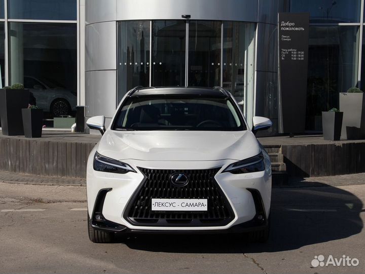 Lexus NX 2.5 AT, 2024