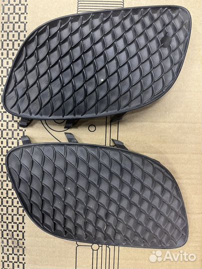 Решетка в бампер Mercedes W 177