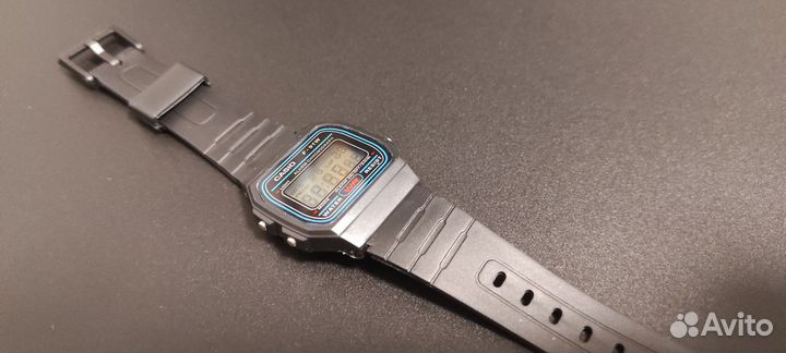 Электронные часы casio