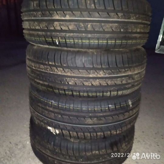 Roadstone N2000 235/65 R17 92F