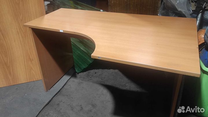 Офисная мебель бу стол
