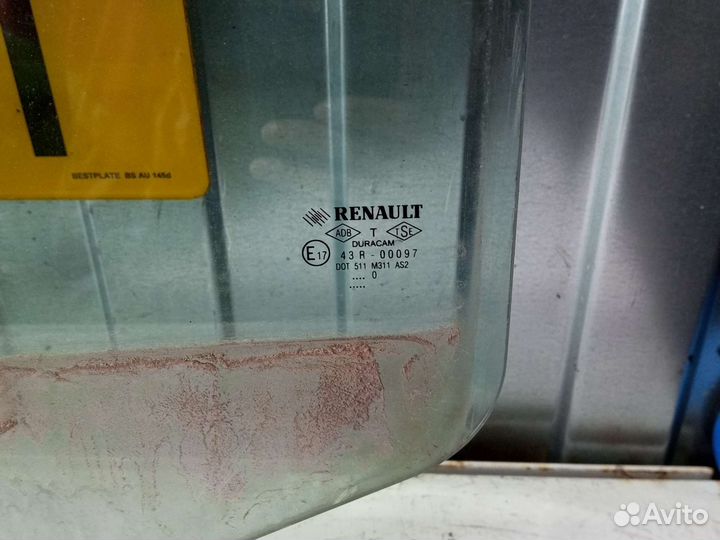Заднее левое стекло Renault Megane 1 рестайлинг