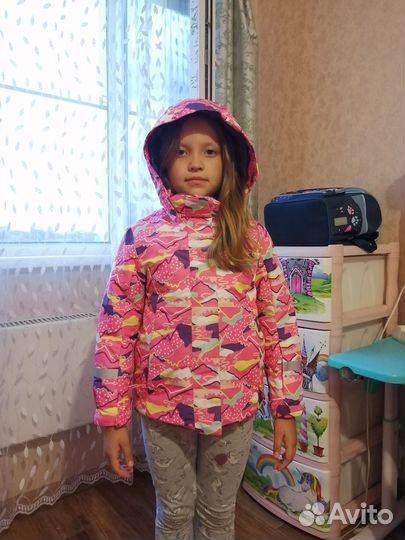 Куртка демисезонная для девочки 110 116