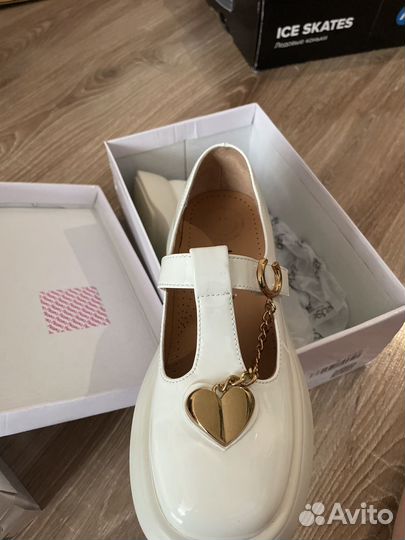 Туфли для девочки 34