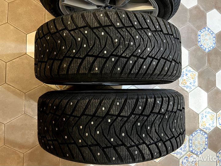 Комплект зимней резины бмв r17
