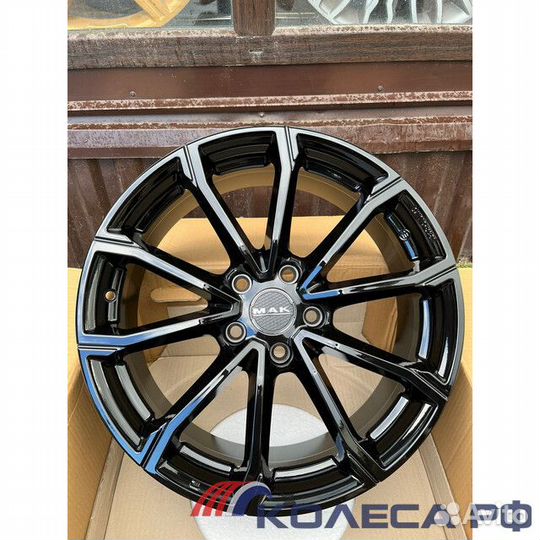 Диски DaVinci 7.5/18 5x114.3 ET51 d67.1 gloss blac