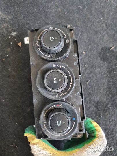 Блок управления климат-контролем Peugeot 308