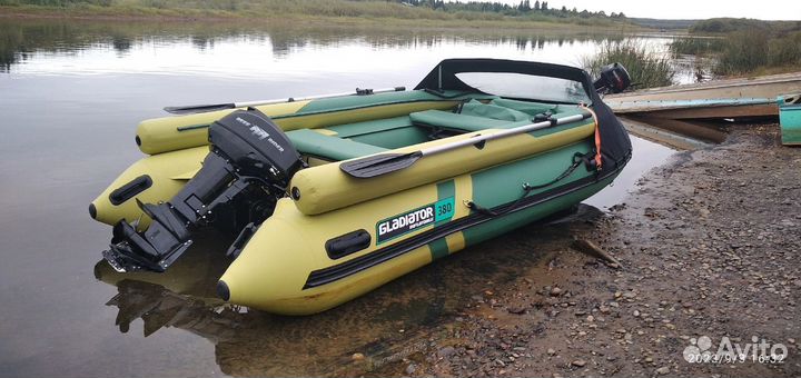 Комплект лодка, мотор