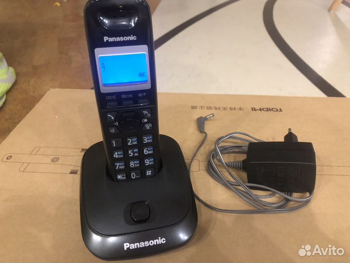 Panasonic KX-TG2511RU - беспроводной телефон dect