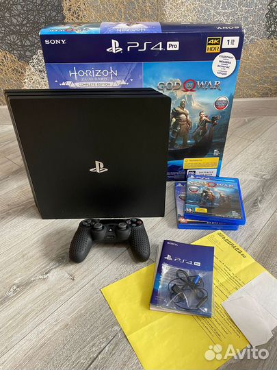 Игровая приставка ps4 pro 1tb