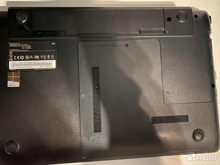 Ноутбук samsung на запчасти или на пересидеть