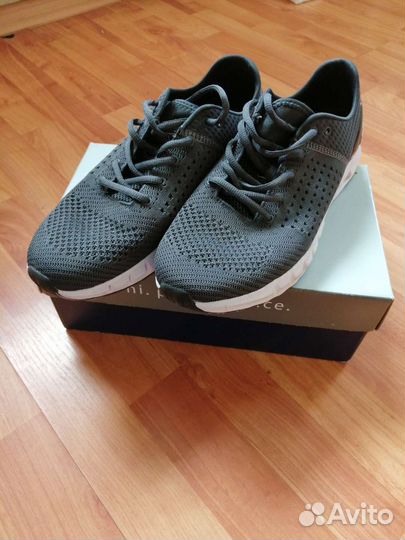 Кроссовки мужские 44 размер