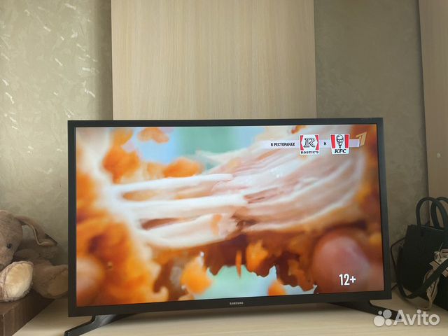 Телевизор smart tv с вайфаем бу объявление продам
