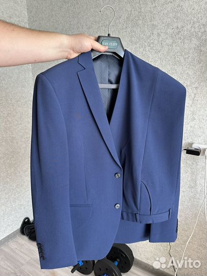 Костюм мужской