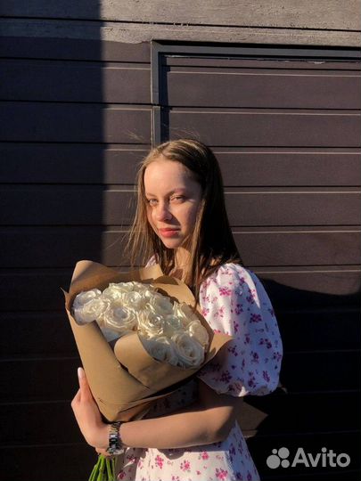 Официант, кассир