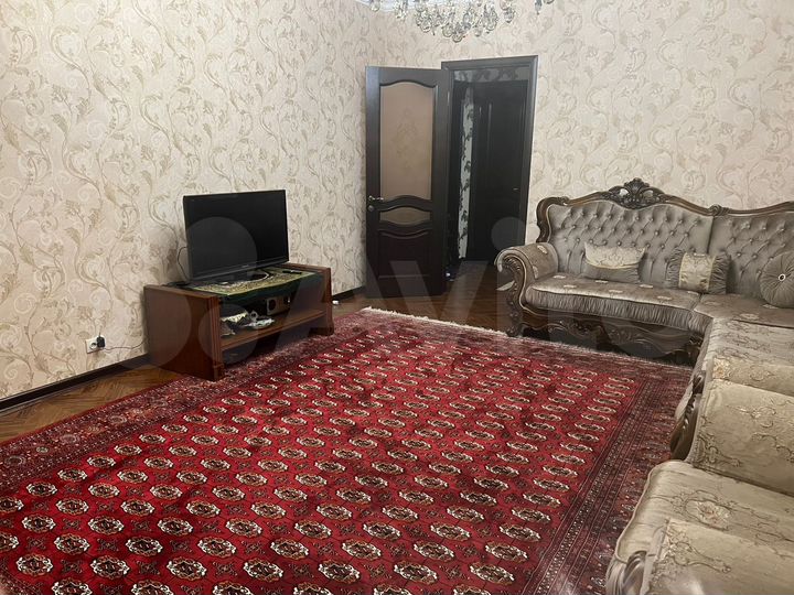 2-к. квартира, 66 м², 3/5 эт.