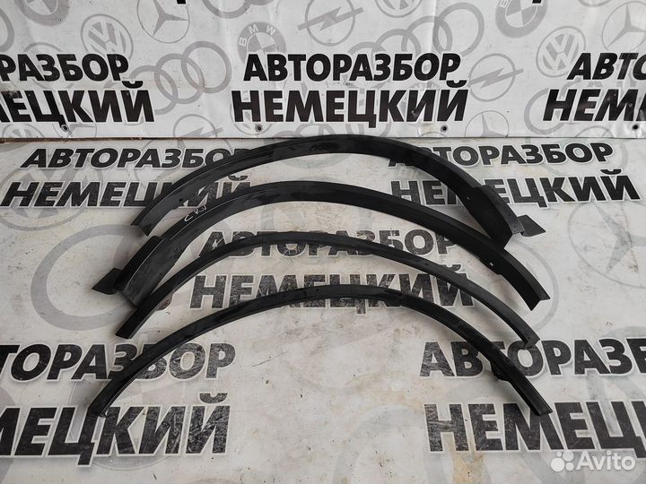 Комплект накладок на крылья Honda CR-V