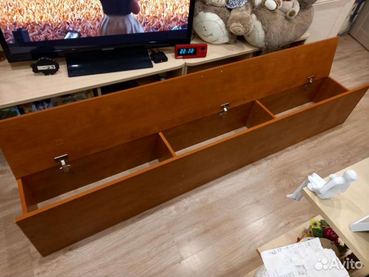 Полка напольная;навесная