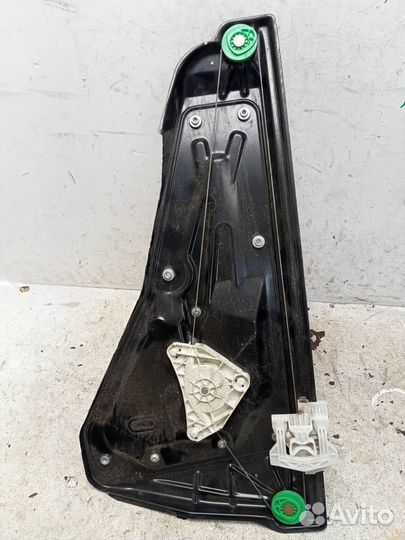 Стеклоподъемник электрический задний левый