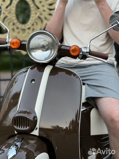 Honda Giorno Deluxe AF 24