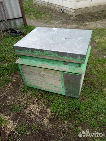 Пчелиные ульи