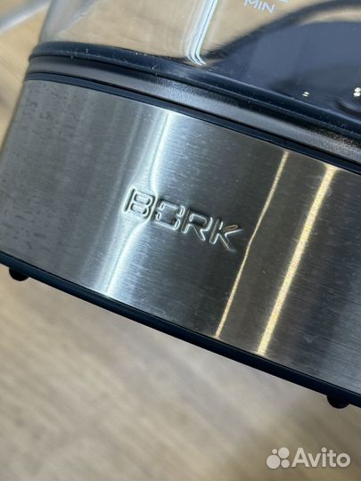 Чайник Bork K516