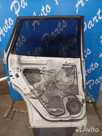 Ниссан Мурано Z50 задняя левая дверь небольшая ржа