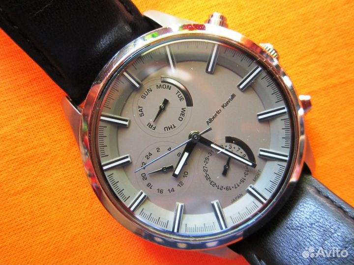 Продам часы