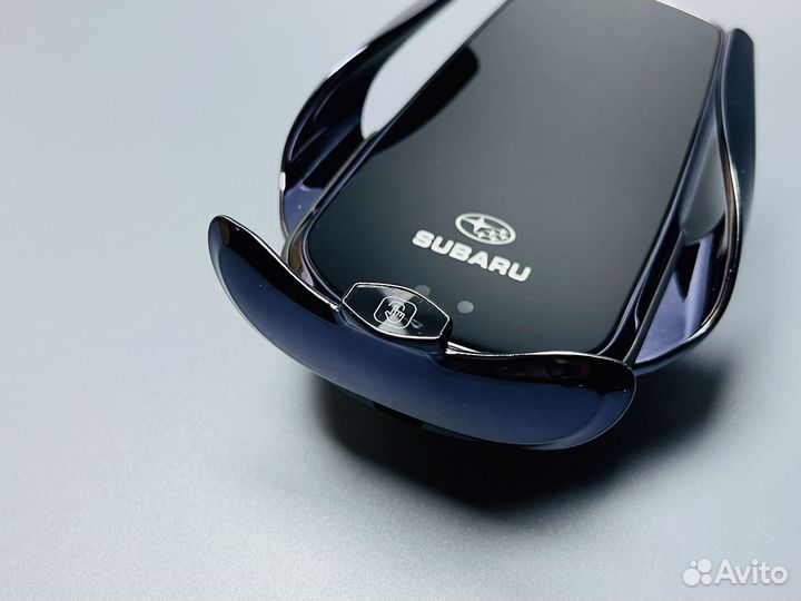 Держатель для телефона в машину Subaru