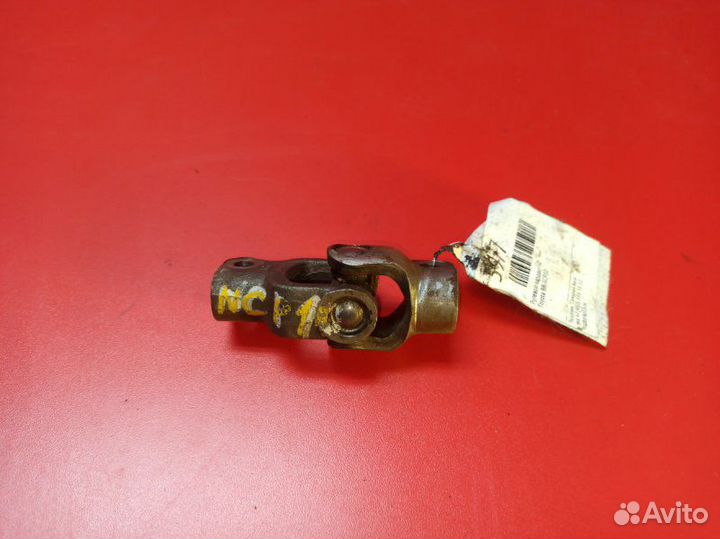 Рулевой карданчик Toyota Vitz SCP92 2SZ-FE