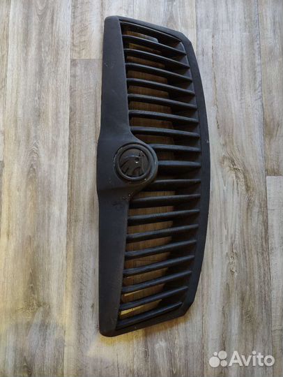 Skoda octavia a5 решётка радиатора