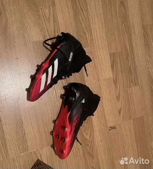 Бутсы adidas predator