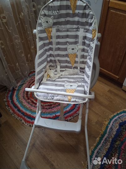 Стульчик для кормления