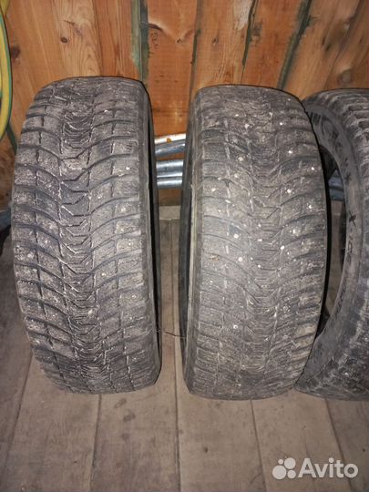 Michelin Latitude X-Ice North 3 215/60 R17