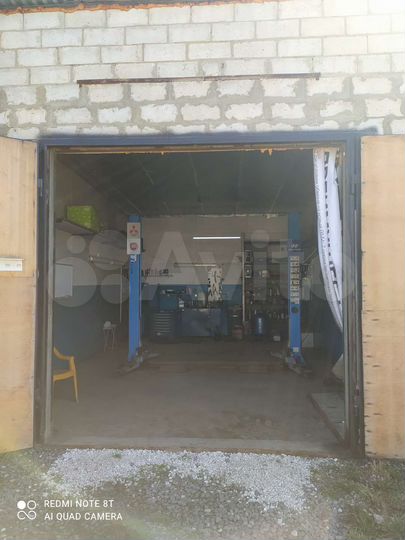 Гараж, > 30 м²