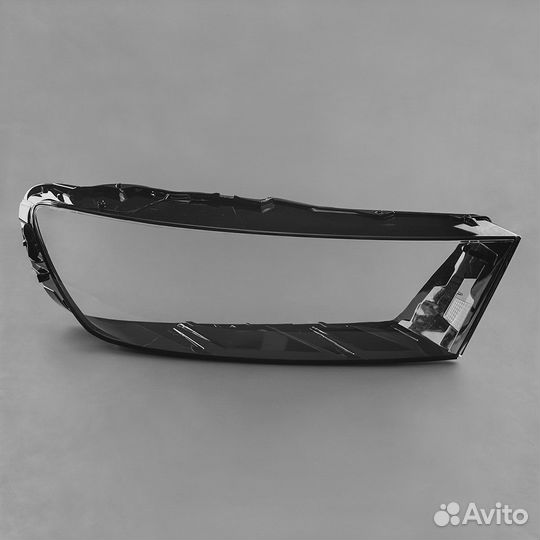 Стекла фар Audi Q7 2015-2019 левое правое