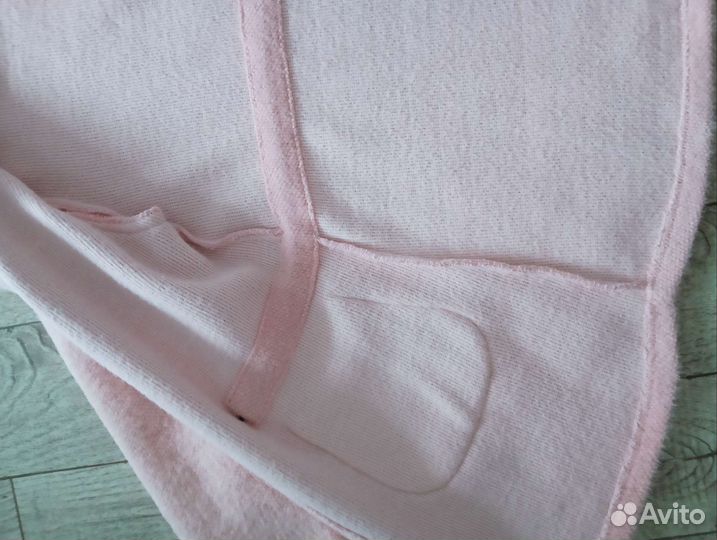 Кардиган для девочки 140,очень красивый, тёплый