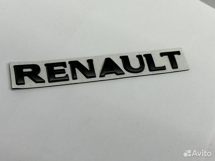 Логотип на багажник для Renault черная