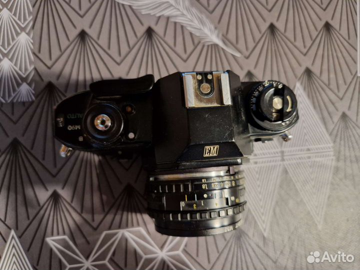 Nikon EM - Плёночный фотоаппарат