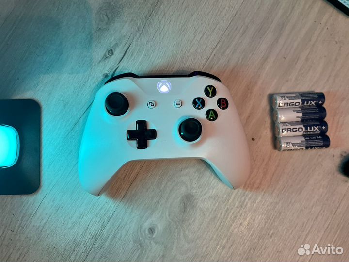 Xbox one s + game pass