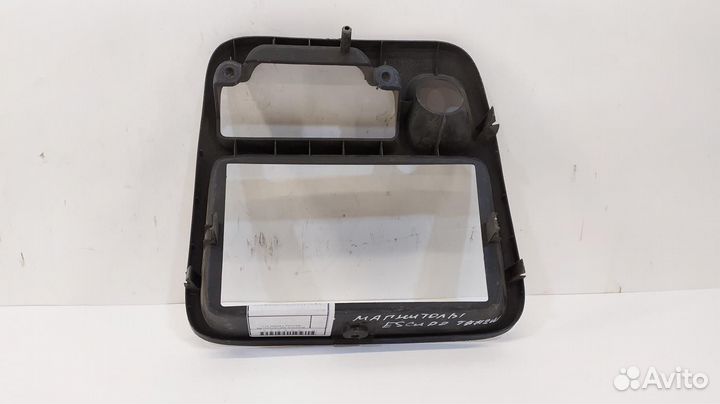 Рамка магнитолы suzuki escudo