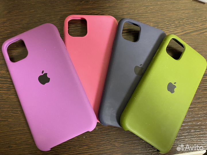 Чехлы на телефон iPhone 11