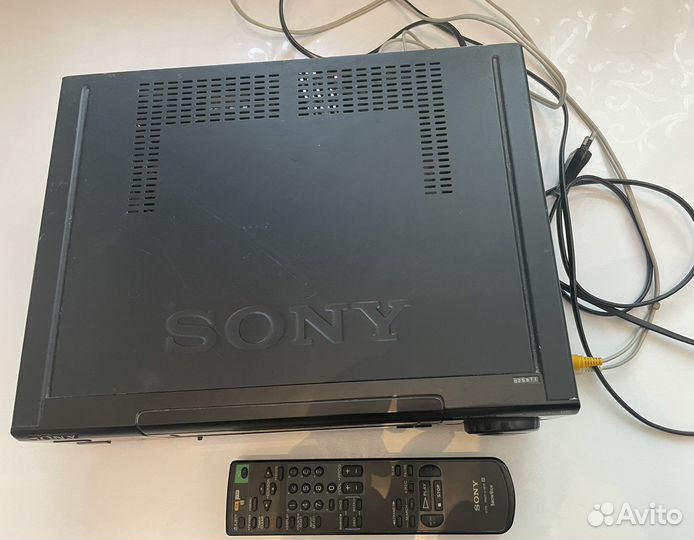 Видеомагнитофон sony