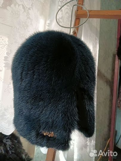 Меховые шапки